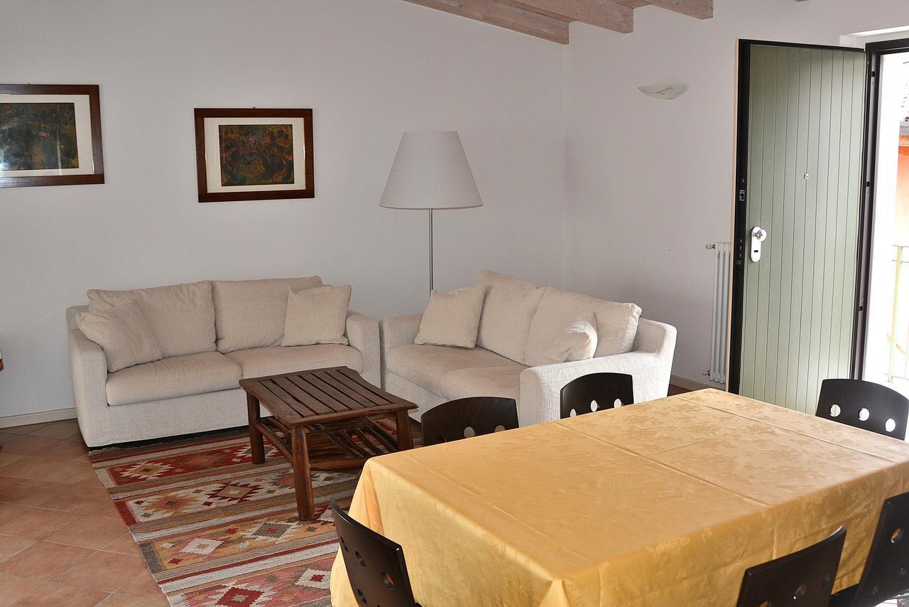 Residenza Alle Torri With Pool ตอร์รีเดลเบนาโก ภายนอก รูปภาพ
